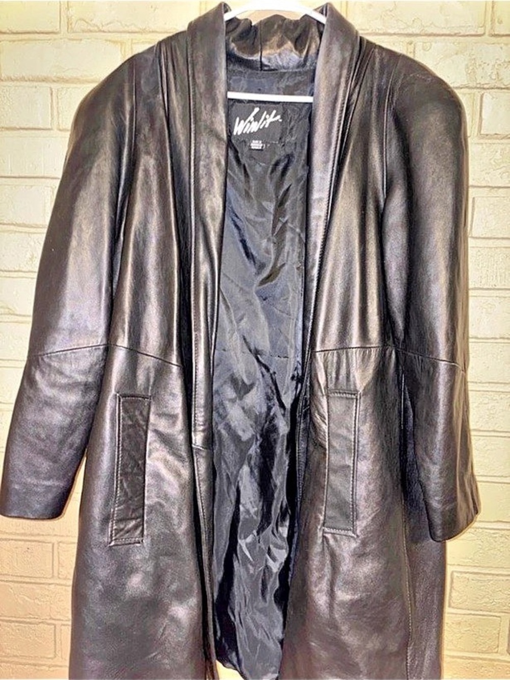 Winlit Women's Leather Coat in Black Like New